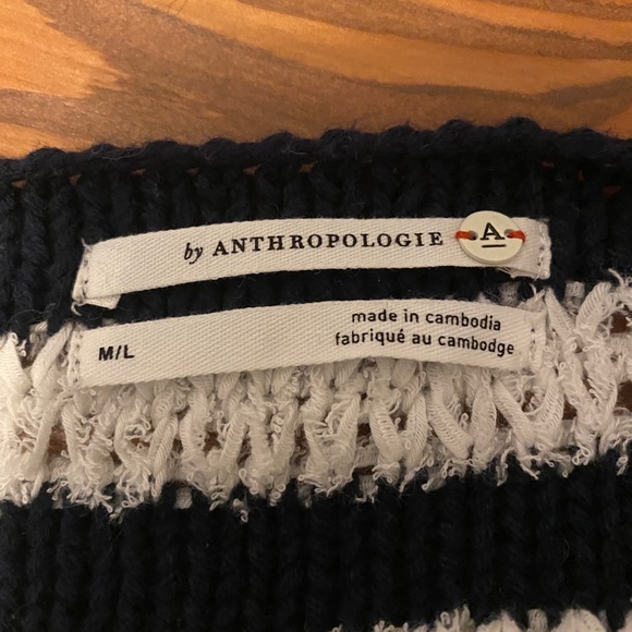 Women’s Anthropologie sweater! - Picture 2 of 2